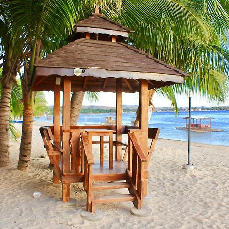 Bella Beach Resort Batangas Ліан Екстер'єр фото