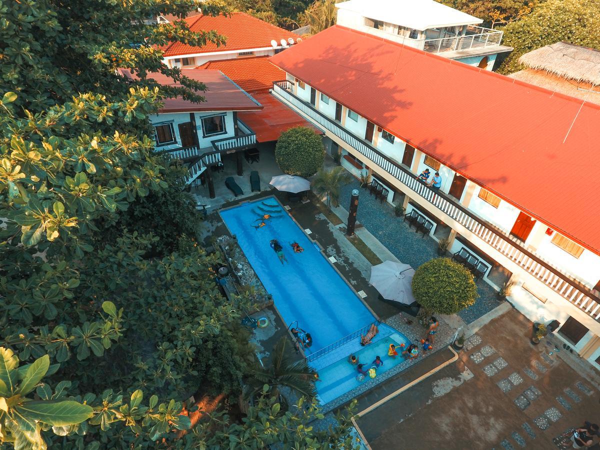 Bella Beach Resort Batangas Ліан Екстер'єр фото